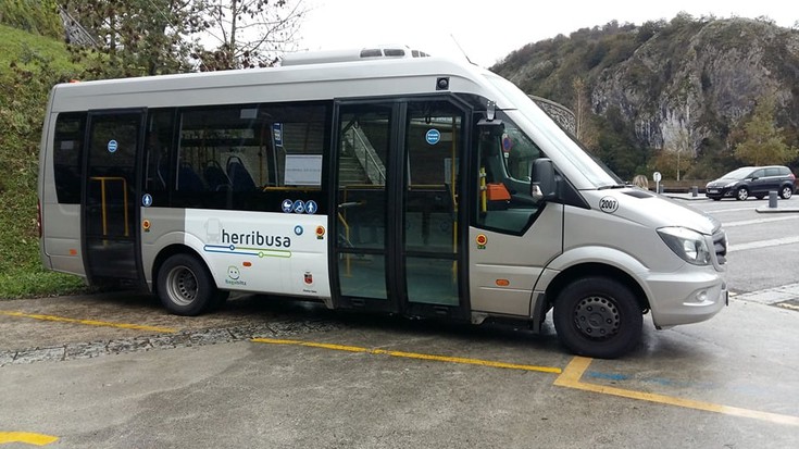 Asteburuan, 7:30ean hasiko da Oñatitik Arantzazurako autobus zerbitzua