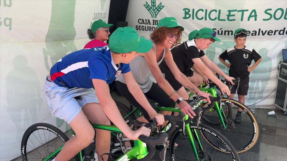 1.000 kilometro eginda bizikleta gainean, 2.000 euro batu dituzte Katxalin elkartearentzat