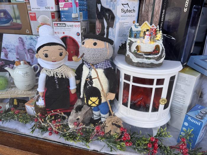 Gaurtik aurrera bozkatu daiteke Antzuolako Gabonetako lehen erakusleiho lehiaketan