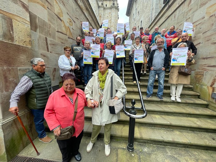 Autobusa antolatu dute pentsiodunek Gasteizko manifestaziora joateko