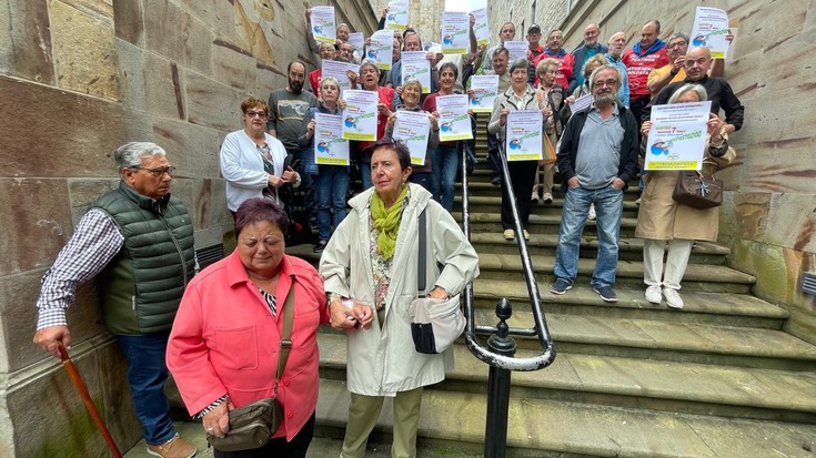 Autobusa antolatu dute pentsiodunek Gasteizko manifestaziora joateko
