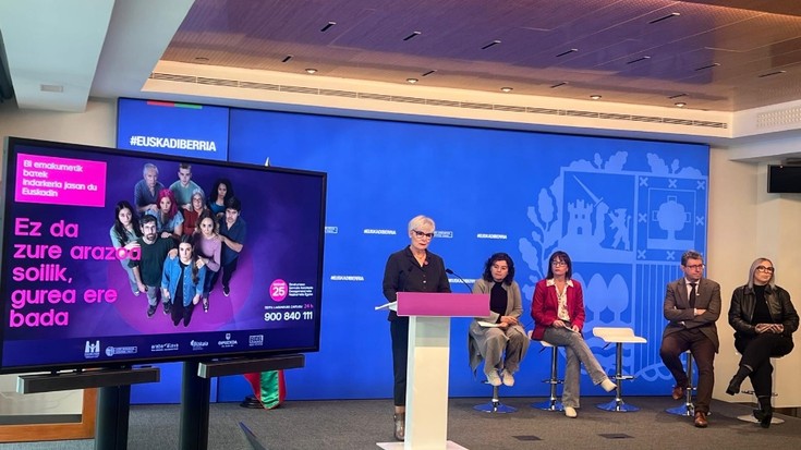 'Ez da zure arazoa soilik, gurea ere bada' kanpaina aurkeztu dute