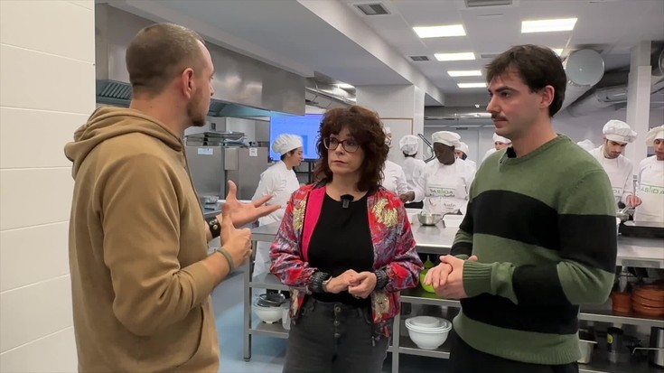 Sukaldaritza ardatz duen pertsona zaurgarriendako ikastaroa Arrasaten