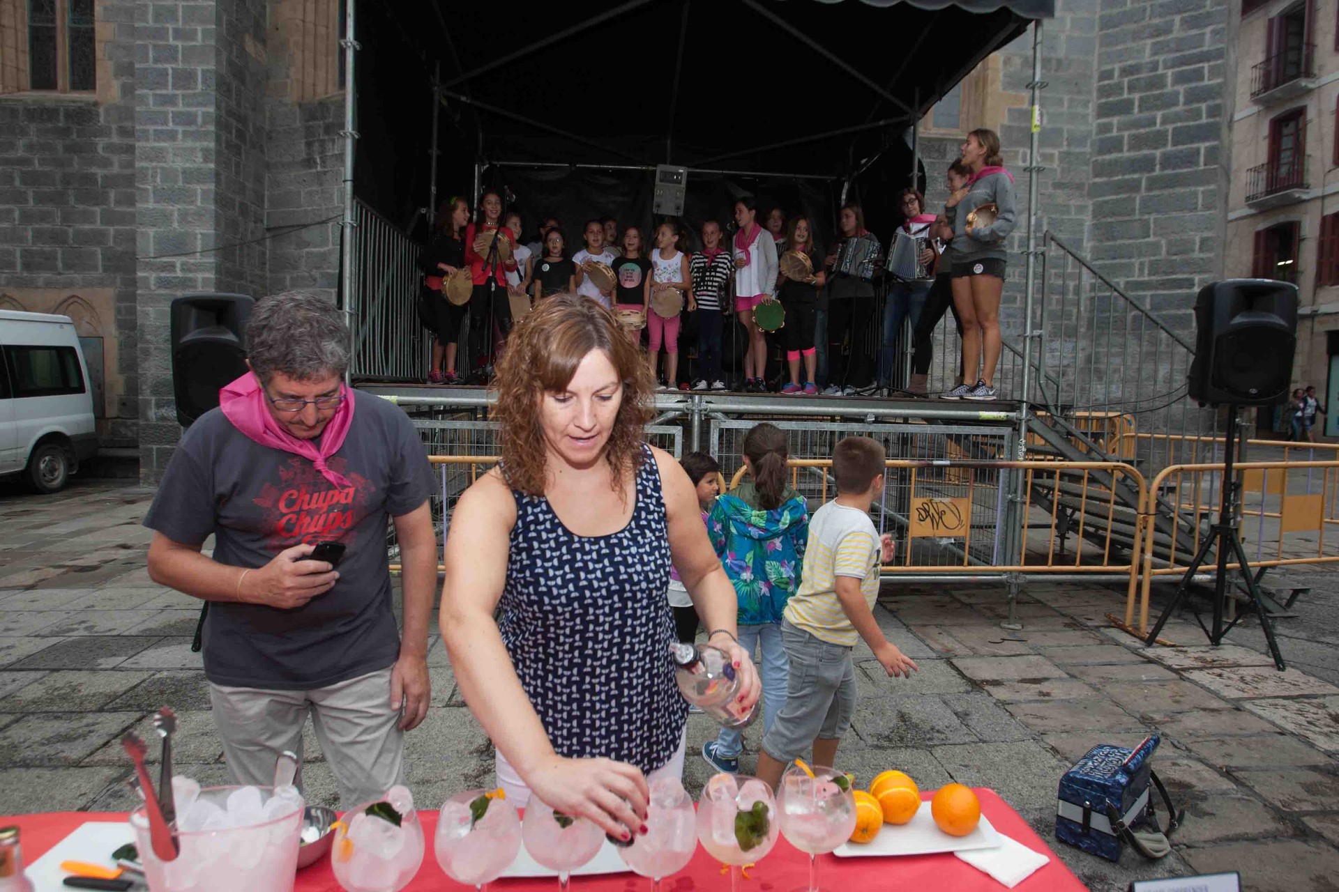 Trikitiak eta gin-tonicak, bosgarrenez bat eginda