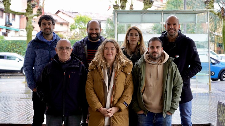 Eskualdeko autobus zerbitzuaren "egoera larria" konpontzeko bilera egingo dute alkateek Aldundiarekin