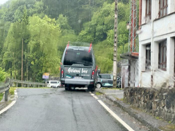 Leintz Gatzagako festak direla eta, Lurraldebuseko zerbitzua indartuko dute