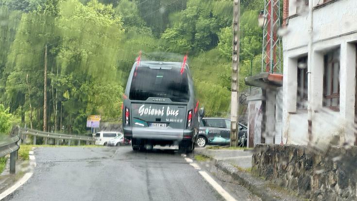 Leintz Gatzagako festak direla eta, Lurraldebuseko zerbitzua indartuko dute