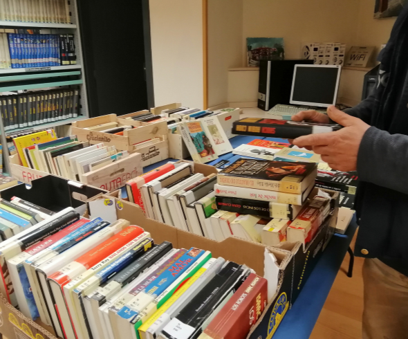 Liburuen eta diskoen azoka