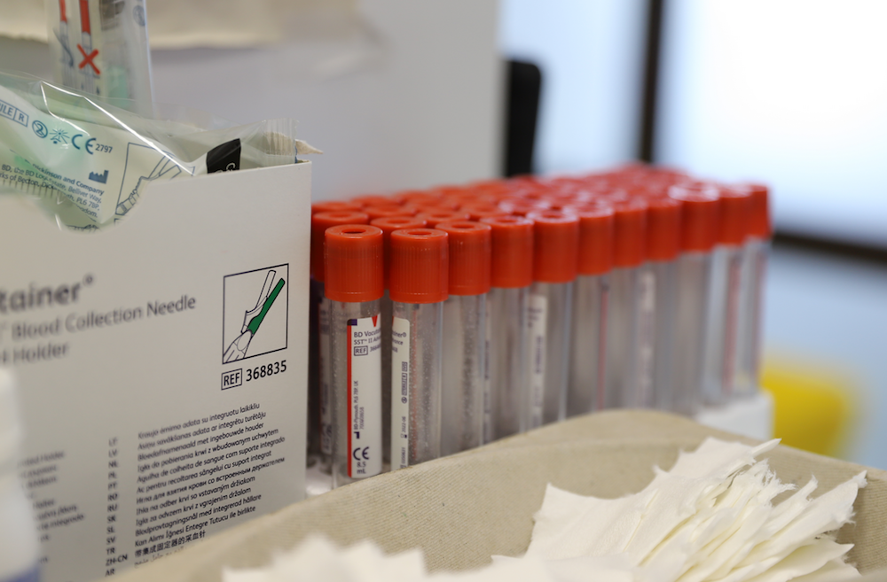 EAEko herritarren herenak amaitu du txertaketa zikloa