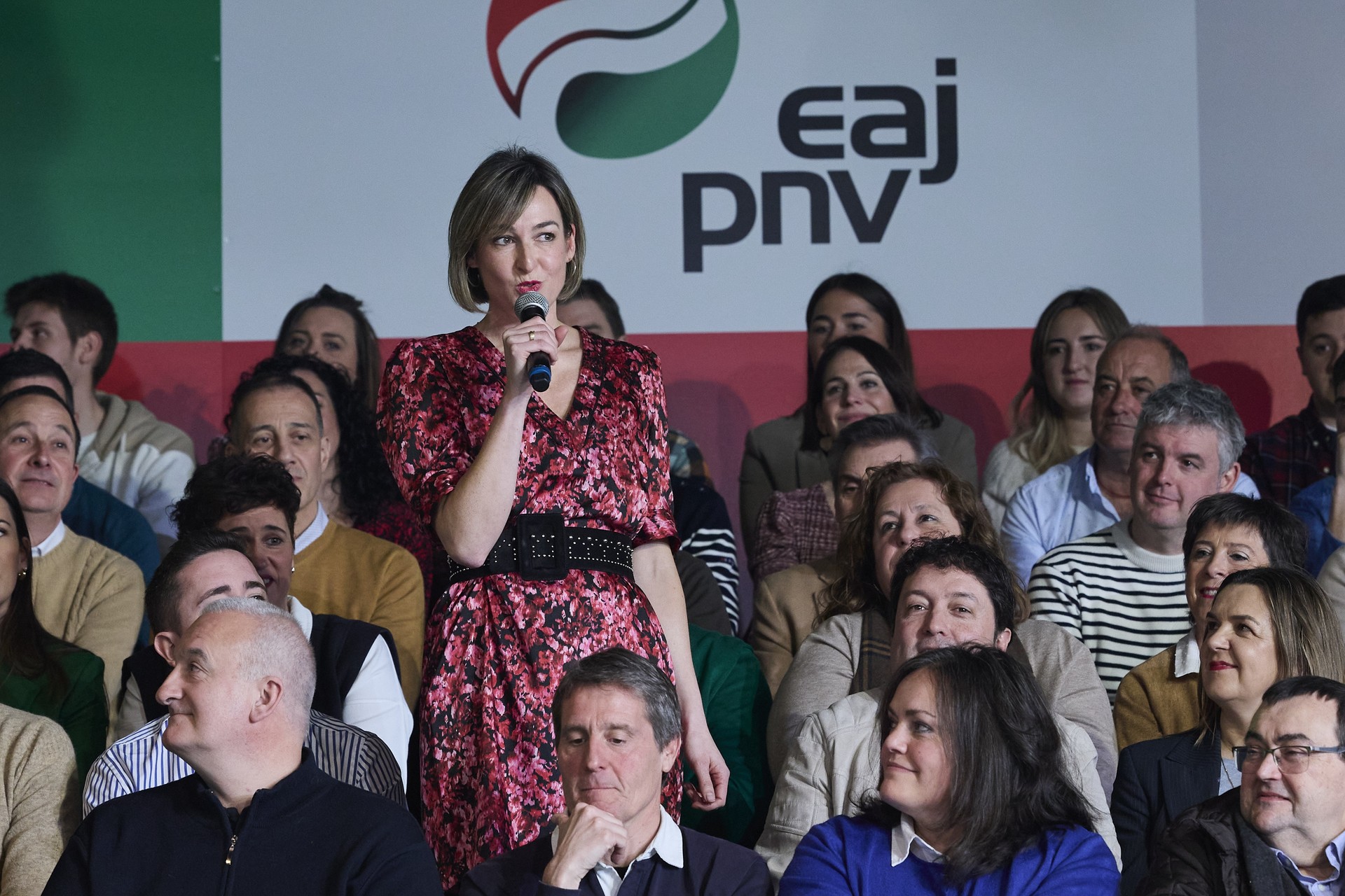 Bailarako ordezkaritza izan da EAJko hautagaien aurkezpenean