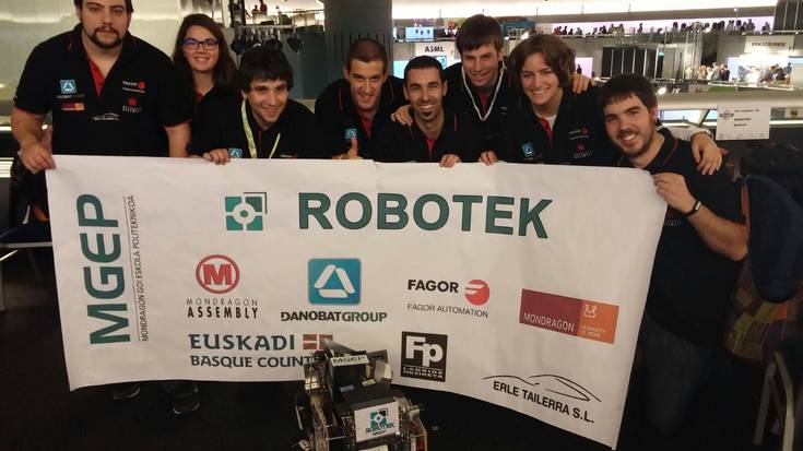 MGEPko ikasle talde batek First Tech Challenge proban parte hartu du