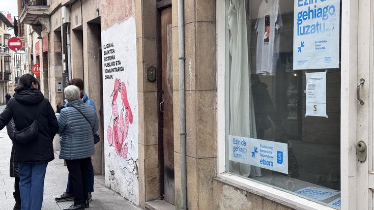 Goizean eta arratsaldean egongo dira autobusak zapatuan Bilboko manifestaziora joateko