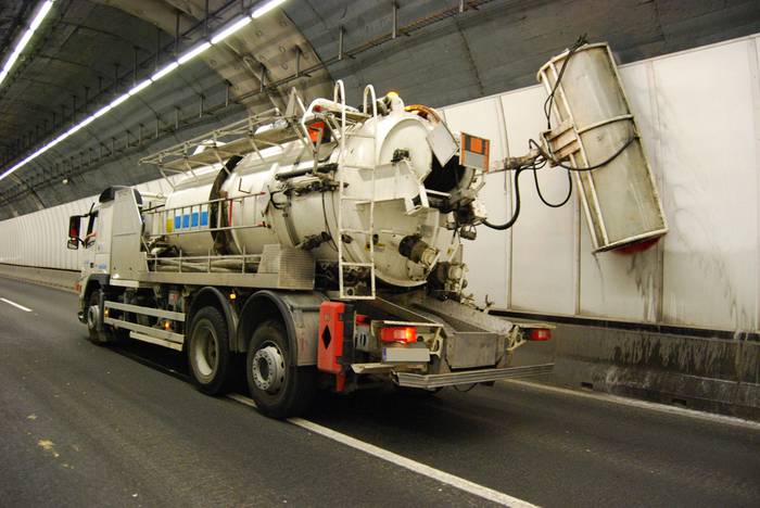 AP-1eko tunelen hormen garbiketari berrekin dio Bidegik