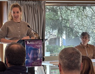 Maitane Arizti idazle urretxuarrarendako izan da aurtengo Karmele Igartua sorkuntza beka