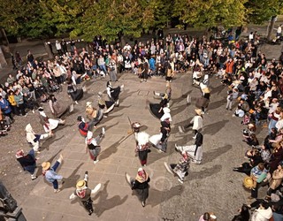 Beldurrezko errituek hartuko dute plaza, beste urte batez, Gaba Baltzean