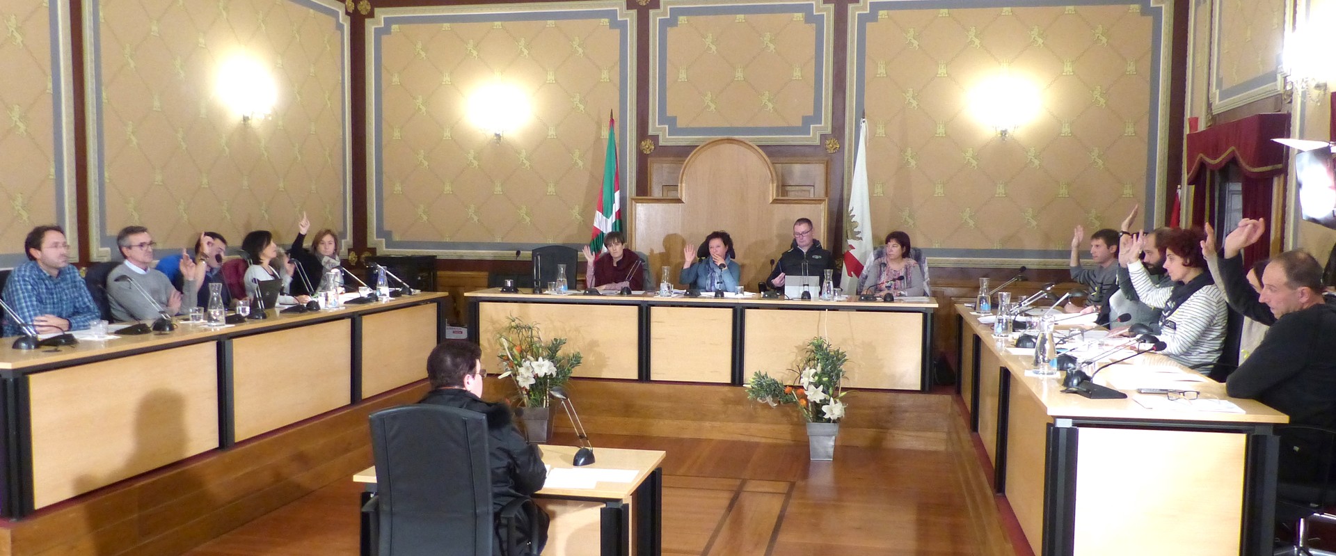 Kataluniako errepublika aitortu du Bergarako udalbatzak