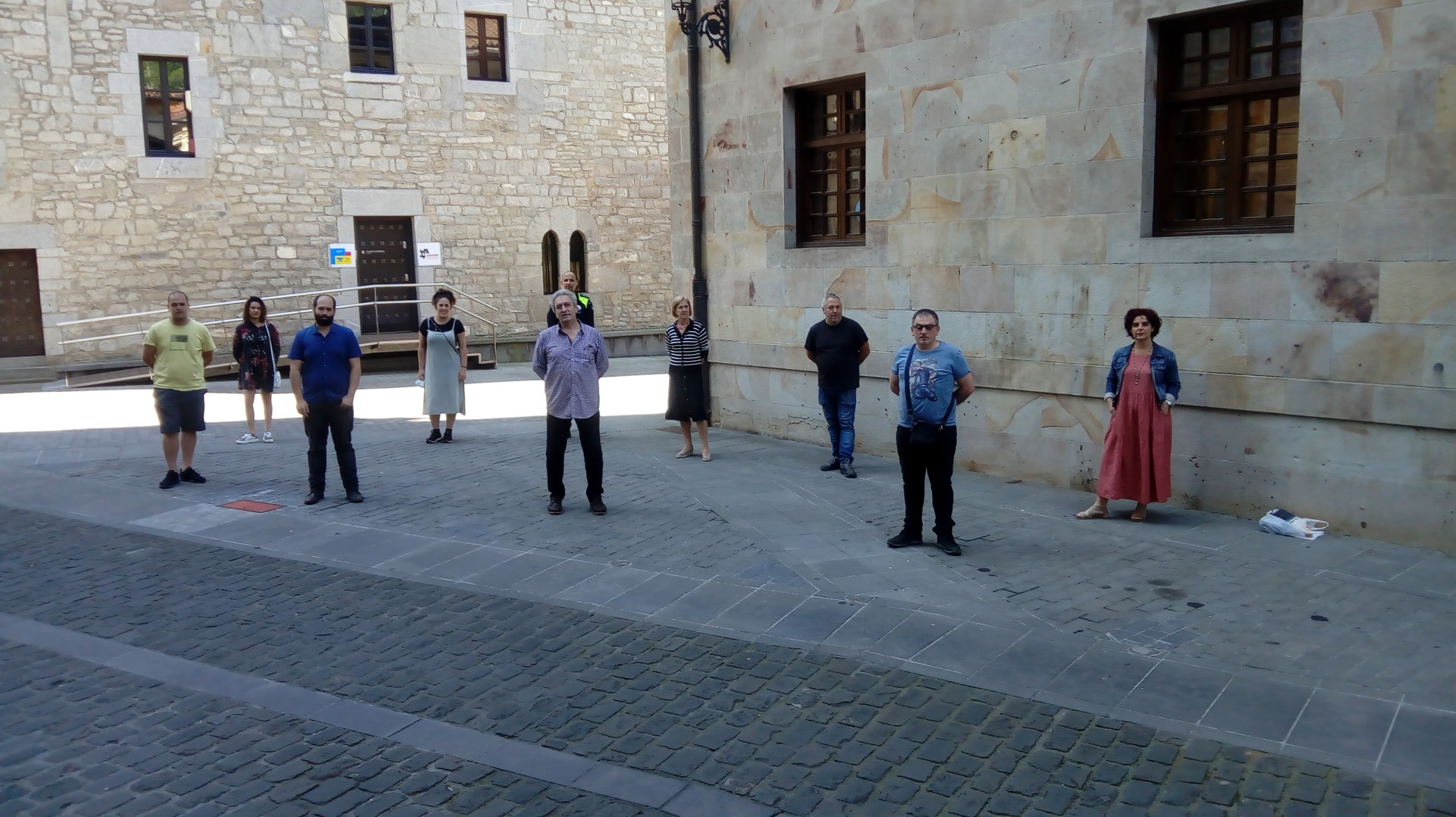 Pentekoste jaiak: kalean ekitaldirik ez, eta herritarrei zuhurtziaz eta arduraz jokatzeko deia