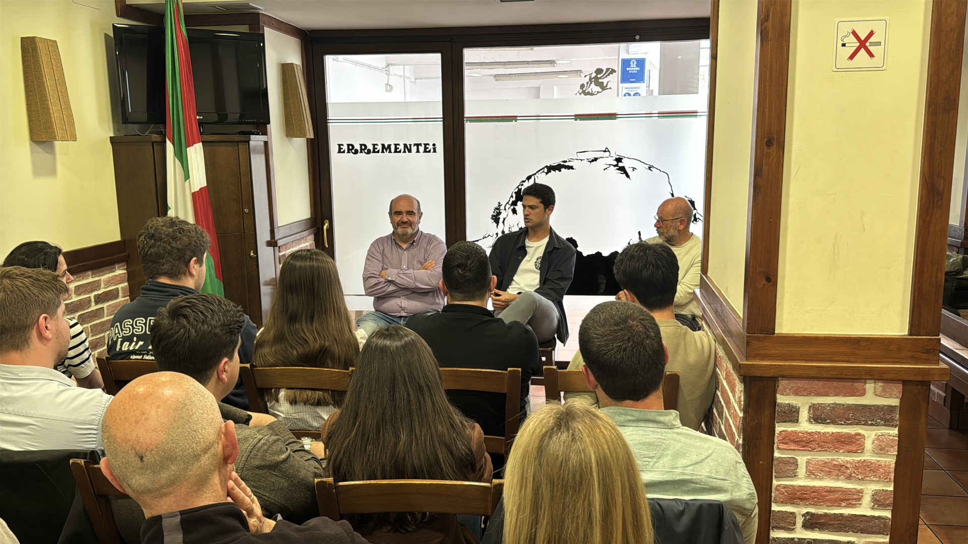 Joseba Diez Antxustegi: "Etxebizitzaren gaiak eragina du bizi-proiektu bat sortzeko orduan"