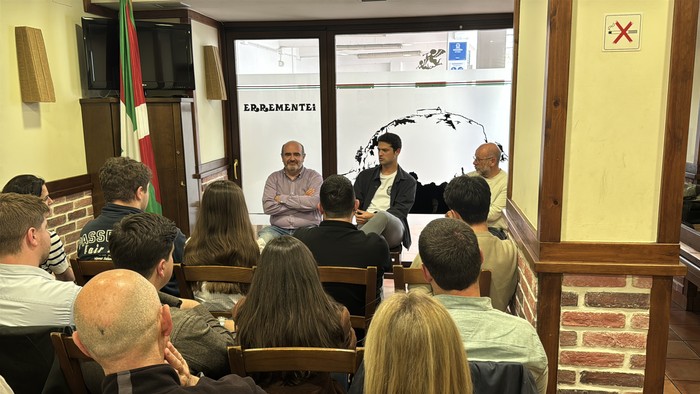 Joseba Diez Antxustegi: "Etxebizitzaren gaiak eragina du bizi-proiektu bat sortzeko orduan"