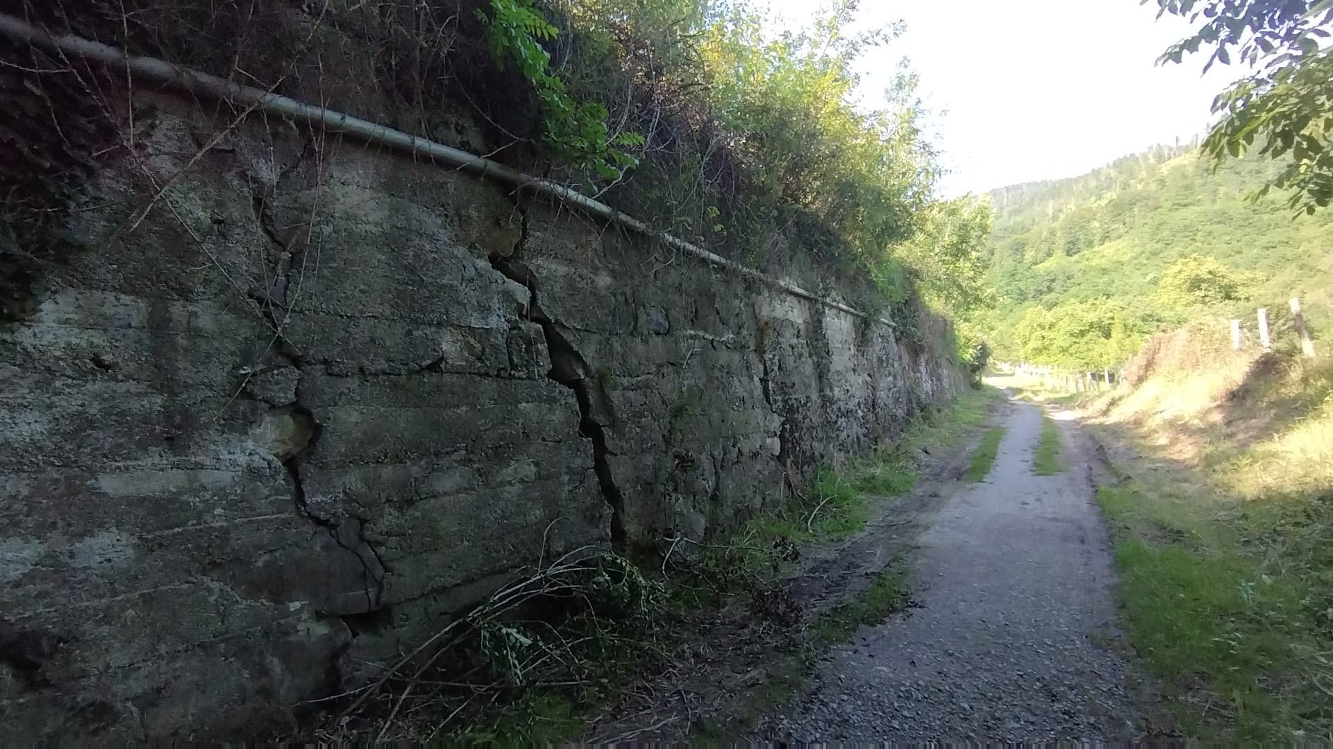 Trenbideko hormetako bat egonkortuko du Foru Aldundiak