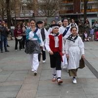 'Urratsak sendo, oinak arin' dokumentala