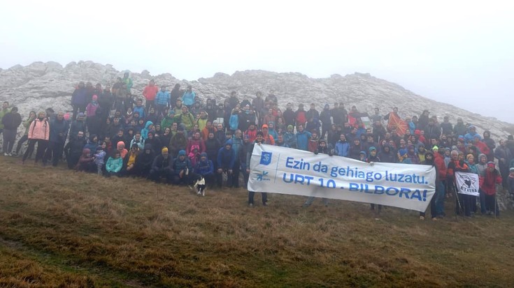 "Presoen egoera ezin dela gehiago luzatu" aldarrikatu dute Kurtzebarri tontorrean