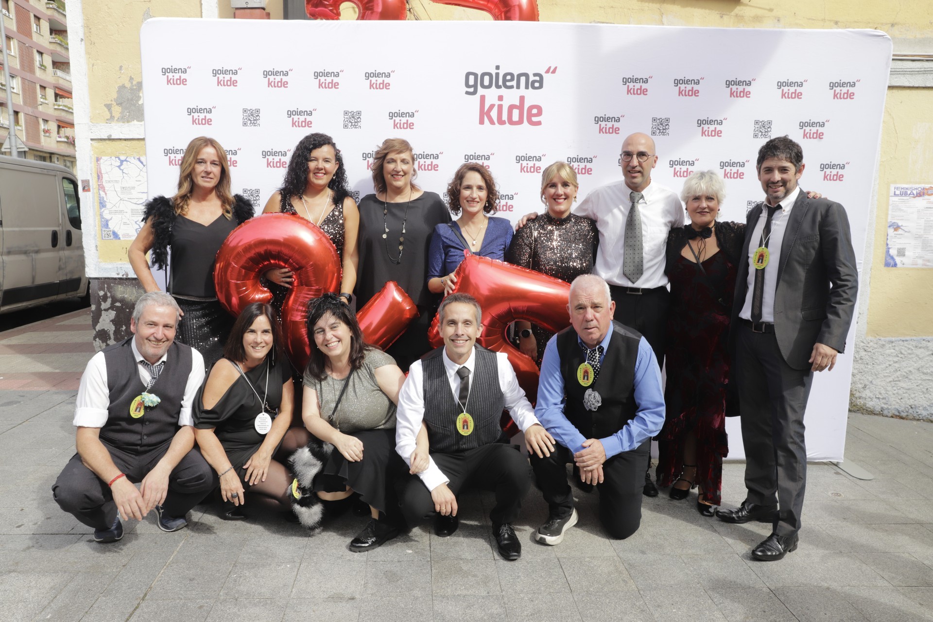 Goienak 'photocall'-a eta zuzeneko saioa jarriko ditu; herritarrek, dotorezia
