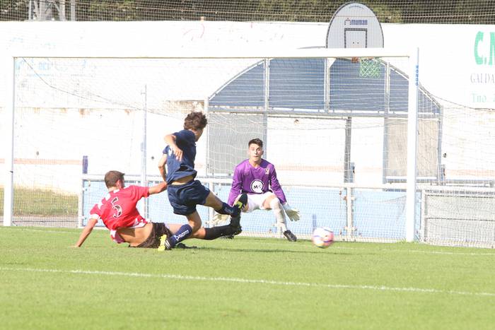 Bergara Hiria futbol torneoa etxekoendako izan da 3-2 Elgoibarren aurka irabazita