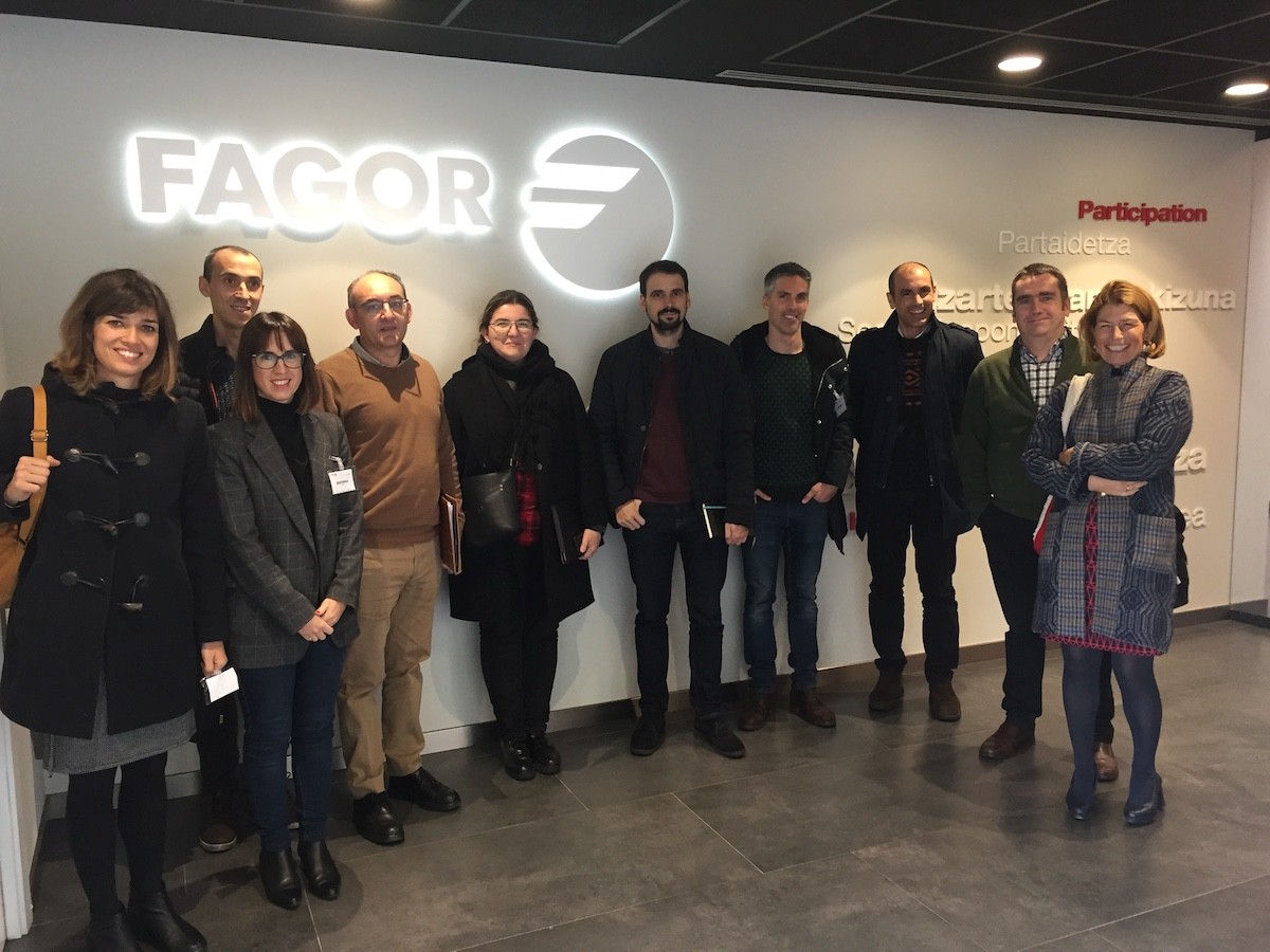 Fagor Arrasaten izan dira AFMko kideak fabrikazio aurreratua eta 4.0 teknologiaren jarraipena egiteko
