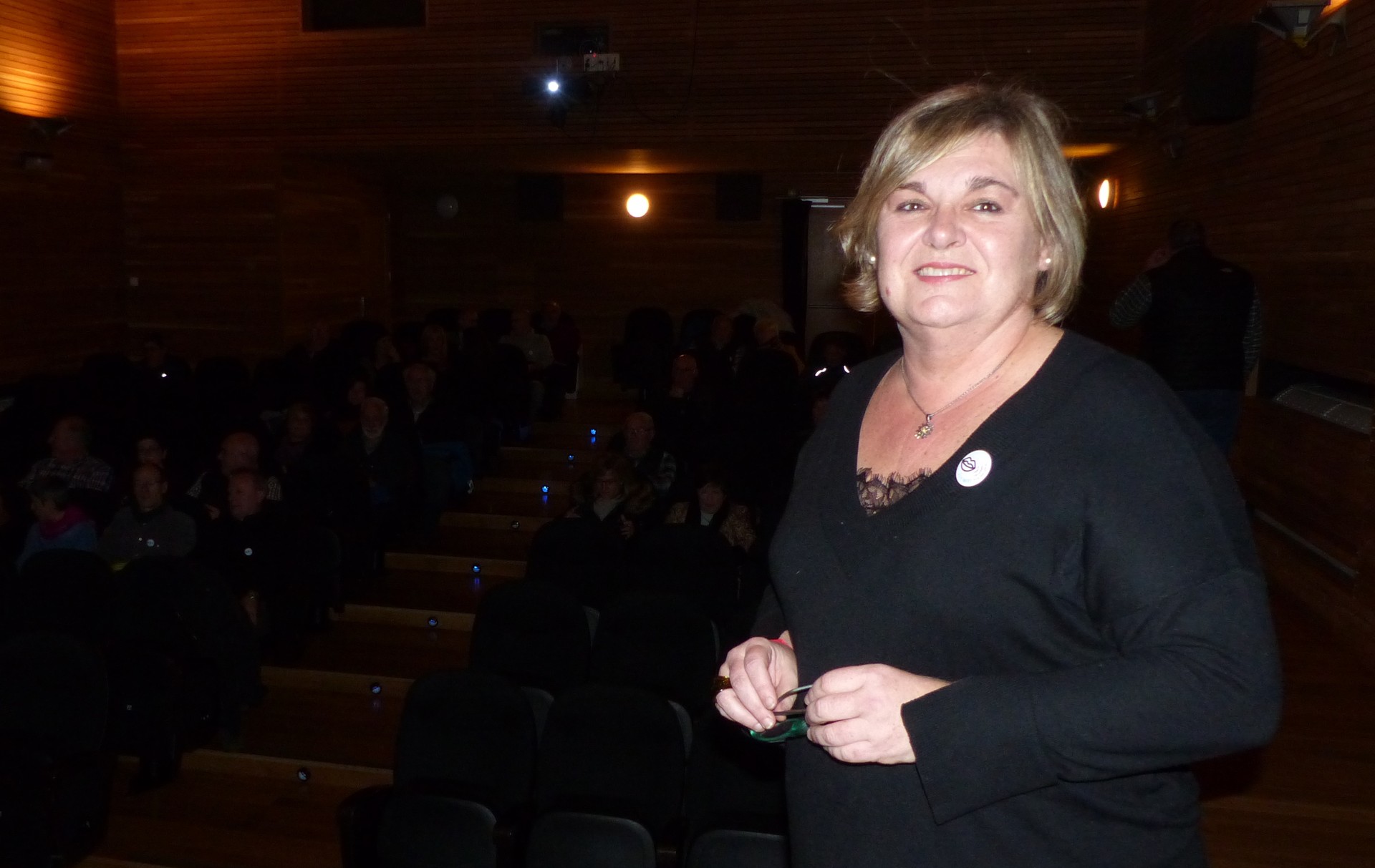 Euskaltzaindiaren Hiztegiak aukera asko eskaintzen dituela erakutsi du Miriam Urkia euskaltzainak