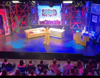 Publikoa gustura 'Linbo' saioaren Elgetako lehen bi grabaketak zuzenean ikusita