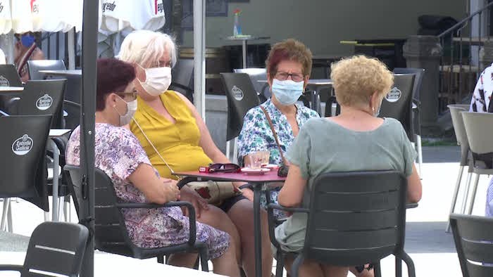 Sei laguneko taldeetan batzea gomendioa izango da, ez betebeharra