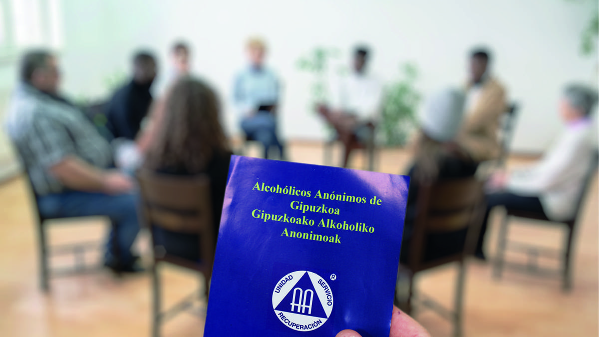 Alkoholismoa: bizirik dirauen adikzio isila