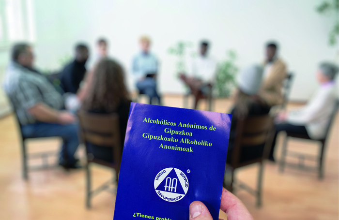 Alkoholismoa: bizirik dirauen adikzio isila