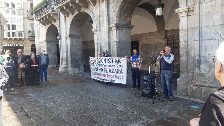 Maiatzaren 12an Gasteizera joateko deia egin dute pentsiodunek