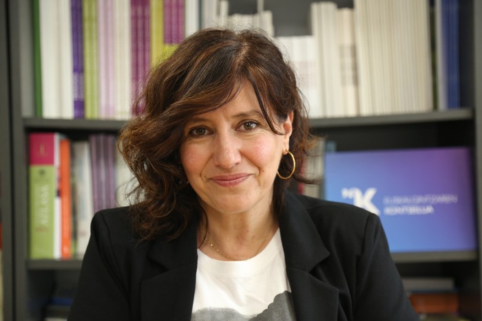 Idurre Eskisabel: "Euskarak pizkunde berria behar du"