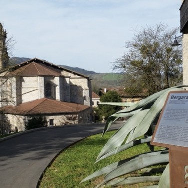 Bisita gidatuak Bergaran