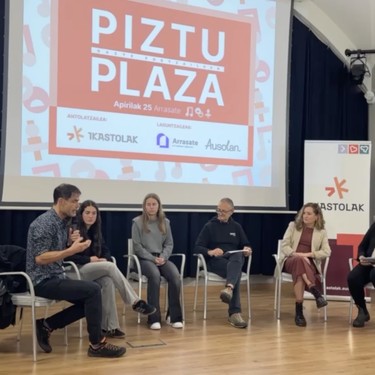 'Piztu Plaza' ekimena