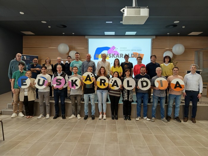 Harixakideak ere Euskaraldiarekin bat