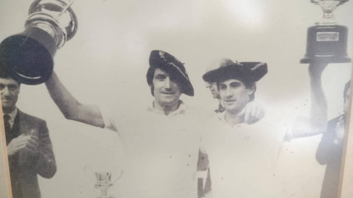 Pilotari profesional izandako Joxe Mari Barandiaran hil da