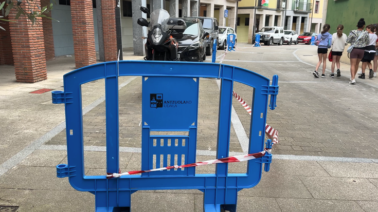 Itzulia dela eta, zapatu goizean ezin izango da aparkatu herriguneko hainbat kaletan