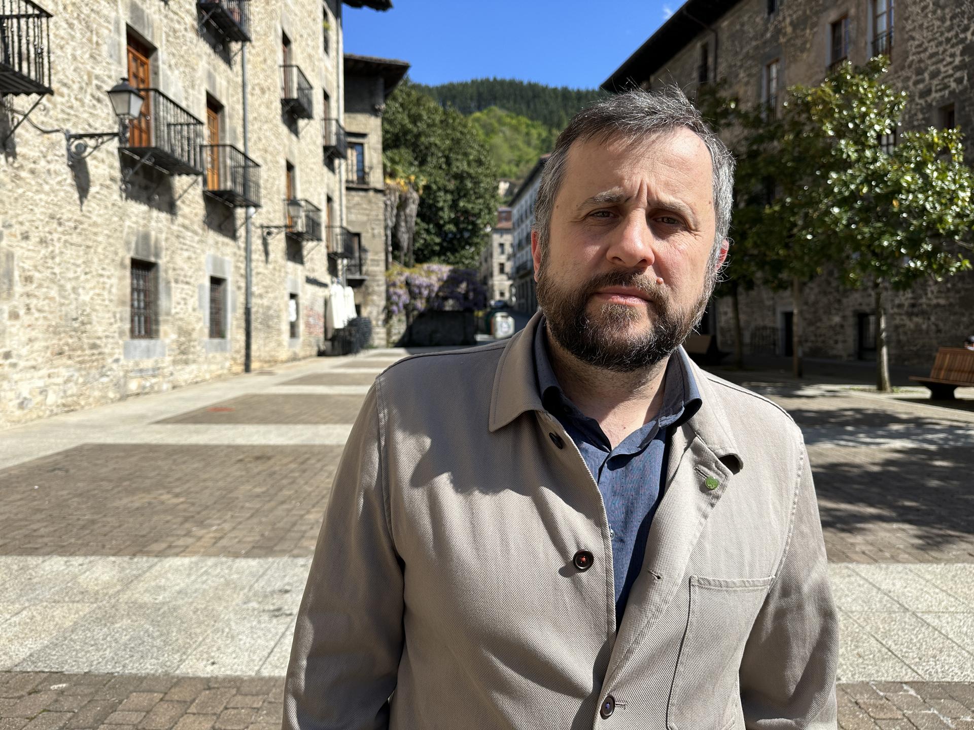 Alberto Alonso: "Gizarteak jasan dituen paradigma aldaketei erantzungo dien proiektuak behar ditugu"