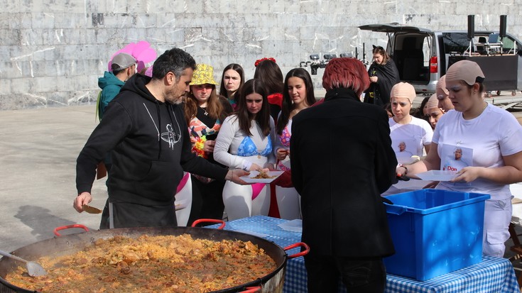 Mozorro paella herrikoa aratusteak osatzeko