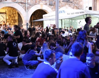 Indarberrituta heldu da Oñatiko Txosna Batzordea aurtengo San Migel jaietara