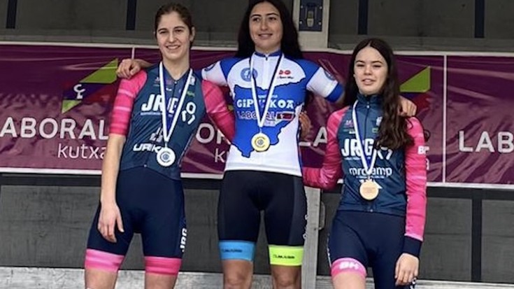 Katixa Navarro, Aimar Irizar eta Unai Cueva, Gipuzkoako txapeldunak ziklo-krosean