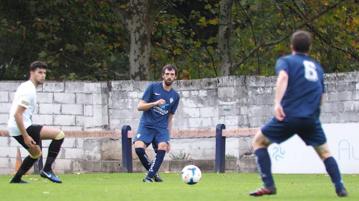 Bergara sailkapeneko lehenengo postuan, Real Unioni 1-0 irabazita