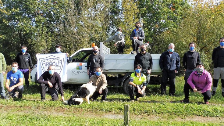 Auzolanean garbitu dituzte Trekutz eta Korosterratzuko inguruak