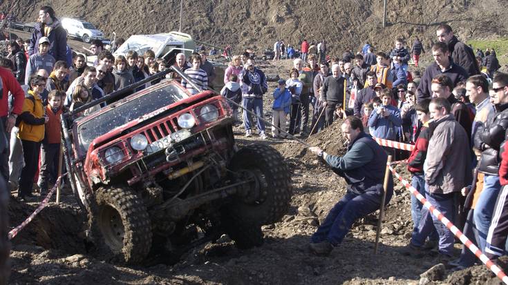 Eskoriatzako 4x4 ibilgailuen trial erakustaldia, zapatuan Apotzagan