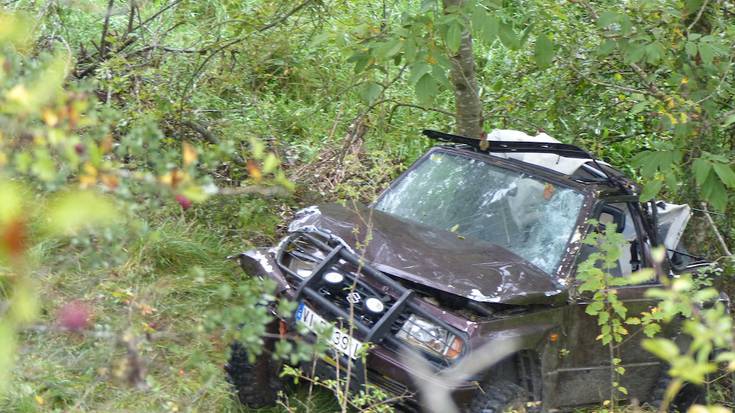 Gizonezko bat hil da Araotzen autoarekin amildu ostean