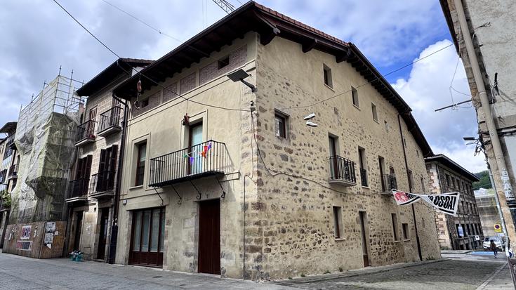 Emakumion Etxiaren irekiera